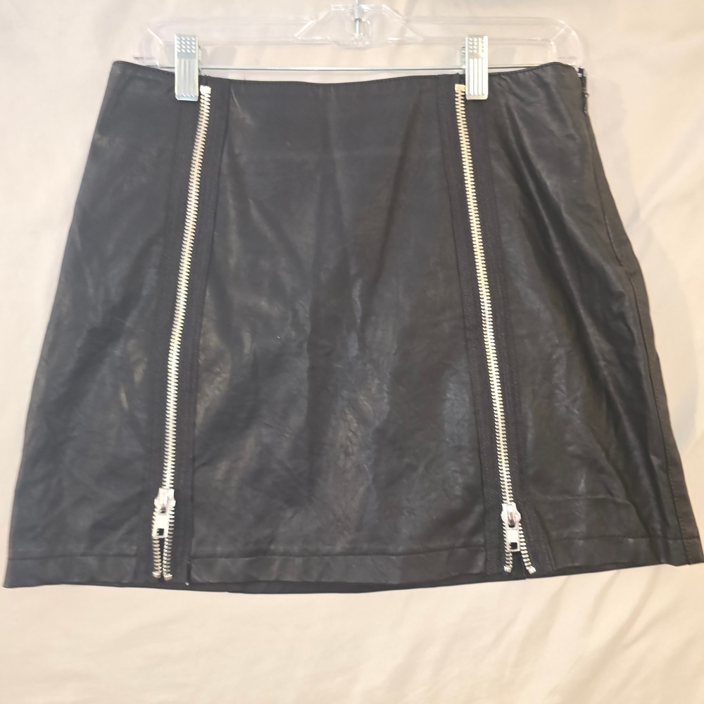 Forever 21 Faux Leather Mini Skirt Size Large Women Black Moto Dual Zipper